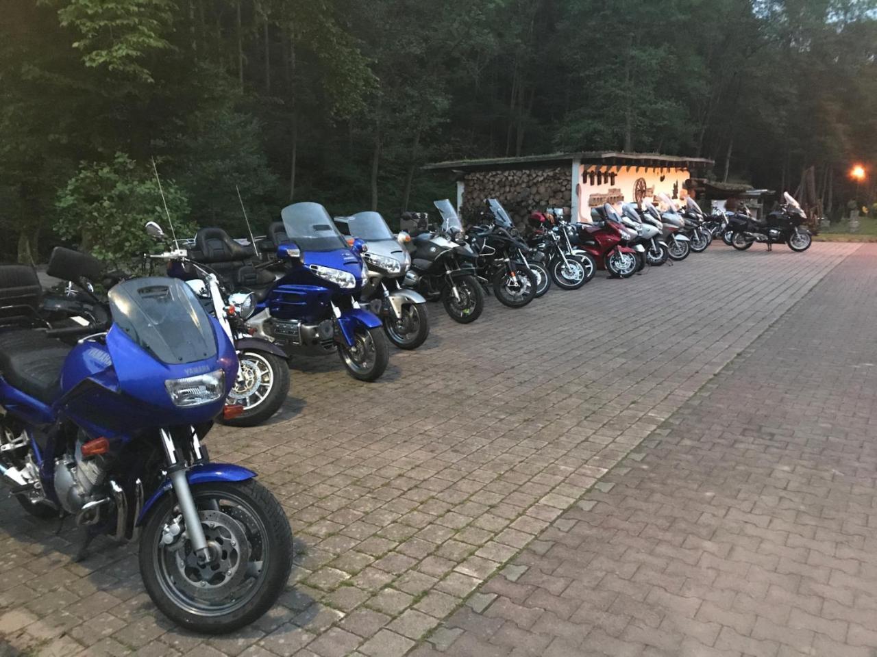 Hotel Huettenmuehle Hillscheid 외부 사진